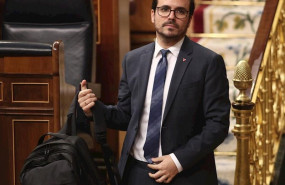 ep el ministro de consumo alberto garzon abandona el hemiciclo del congreso durante la primera