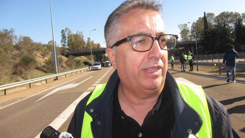 El secretario general de UPA-UCE, Ignacio Huertas, en los cortes de carretera en Badajoz | EUROPA PRESS ep el secretario general de upa-uce ignacio huertas en los cortes de carretera en badajoz