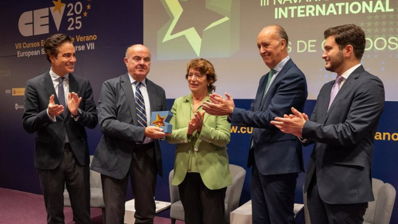 ep el vicepresidente del banco central europeo luis de guindos recibe el iii premio internacional ep el vicepresidente del banco central europeo luis de guindos recibe el iii premio internacional