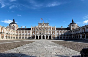 ep exterior del palacio real de aranjuez cuya construccion fue erigida por orden de felipe ii en