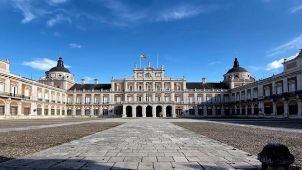 ep exterior del palacio real de aranjuez cuya construccion fue erigida por orden de felipe ii en