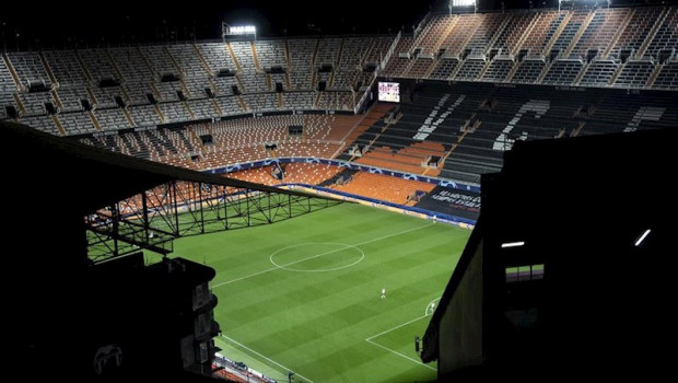 ep gradas vacias del estadio de mestalla