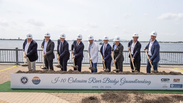 ep inicio de las obras del puente sobre el rio calcasieu en luisiana eeuu