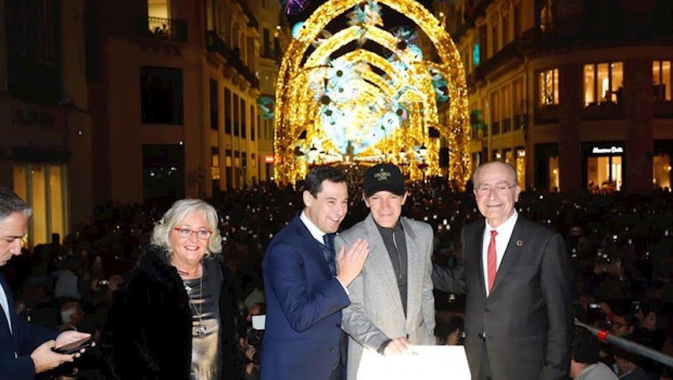 ep la concejala de fiestas teresa porras el presidente de la junta juanma moreno el actor antonio