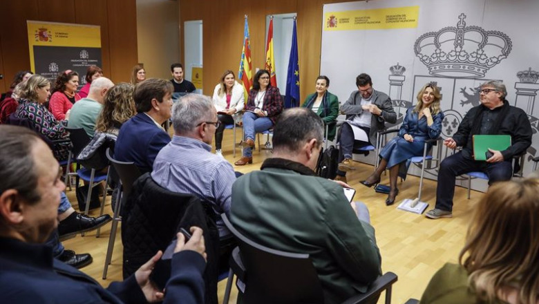 ep la vicepresidenta segunda del gobierno y ministra de trabajo y economia social yolanda diaz 2d y ep la vicepresidenta segunda del gobierno y ministra de trabajo y economia social yolanda diaz 2d y