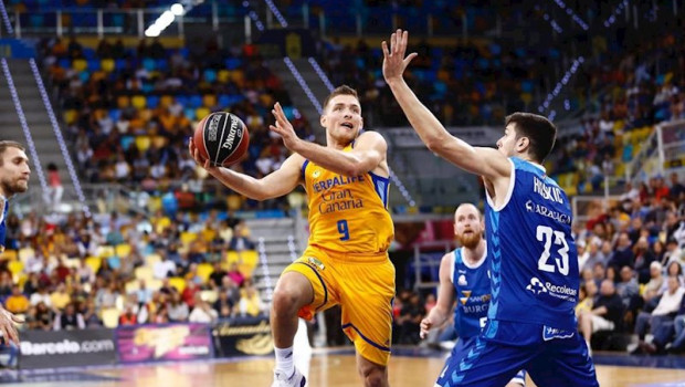 ep mekel jugando con el gran canaria