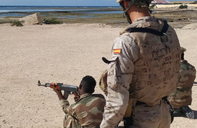 ep militar espanol en la mision de la ue en somalia