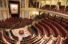 ep suspendida la actividad parlamentaria durante 15 dias
