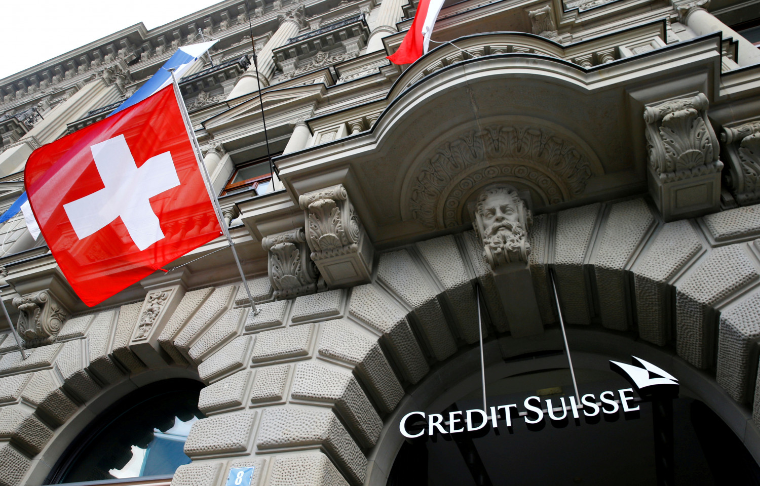 credit suisse compte recuperer un pret de 140 millions de dollars a greensill 