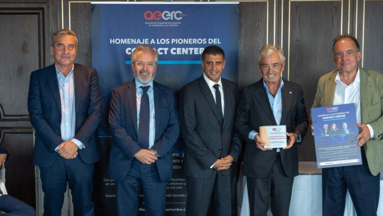 enrique garca gulln de konecta jos francisco rodrguez presidente de la aeerc nourdine bihmane jos mara pacheco y jess vidal barrio de konecta