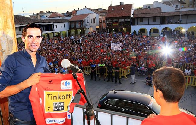 ep alberto contador posandojersey