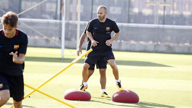 ep andres iniestaun entrenamientofc barcelona