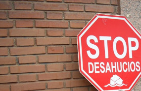 ep archivo   cartel de stop desahucios
