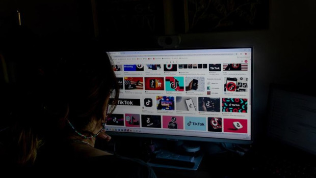 ep archivo   pantalla en la que aparecen imagenes de logos te tiktok