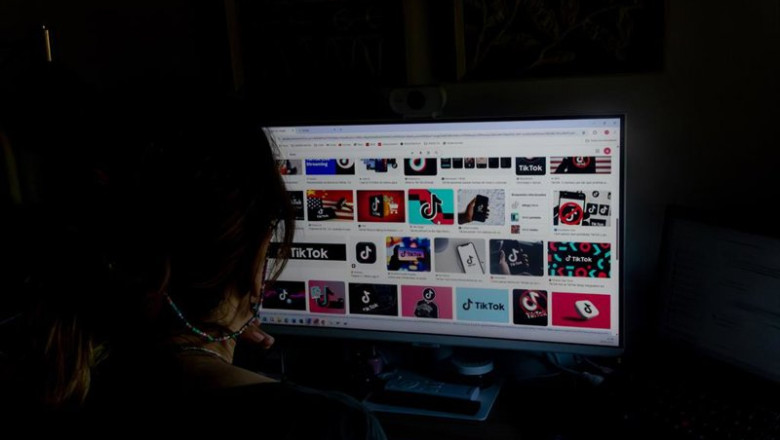 Archivo - Pantalla en la que aparecen imágenes de logos te Tiktok. | Ricardo Rubio - Europa Press - Archivo ep archivo pantalla en la que aparecen imagenes de logos te tiktok