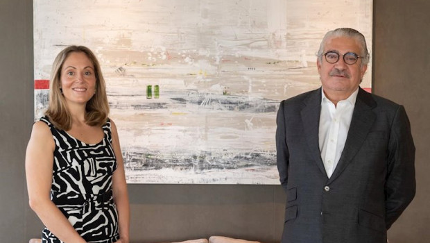 ep el consejero delegado de endesa jose bogas y enma navarro vicepresidenta del bei