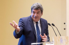 ep el ministro de inclusion seguridad social y migraciones jose luis escriva ofrece una rueda de