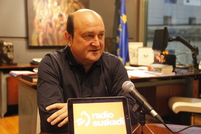 ep el presidente del ebb del pnv andoni ortuzar en una entrevista a radio euskadi