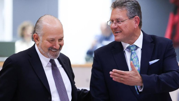 ep el secretario de comercio de eeuu howard lutnick i y el comisario de comercio maros sefcovic