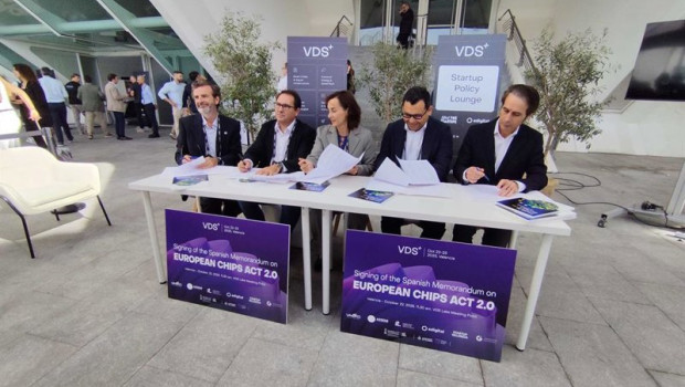 ep firma de los preacuerdos de adigital con aesemi y vasic