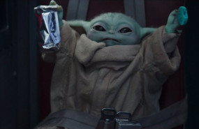 ep grogu comiendo galletas en the mandalorian
