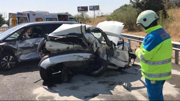 ep heridamujer25 anosaccidentetres vehiculosla m-503