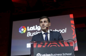 ep iker casillas durante la graduacion de la primera promocion de laliga business school
