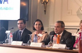 ep la ministraindustria maria reyes marotoceobbva carlos torres
