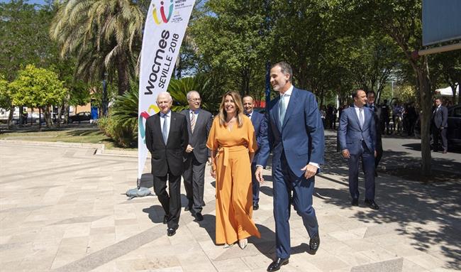 La presidenta de la Junta junto a Felipe VI en la Fundación Tres Culturas | JUNTA DE ANDALUCÍA ep la presidentala juntaa felipe vila fundacion tres culturas