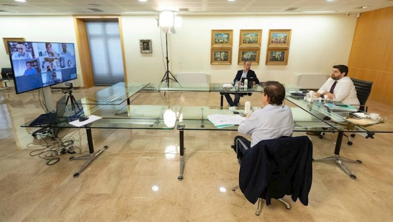 López Miras, Villegas y Celdrán, en la reunión con los alcaldes | GOBIERNO REGIONAL ep lopez miras villegas y celdran en la reunion con los alcaldes