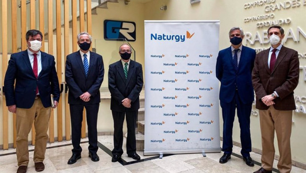 ep naturgy firma alianza con grupo ruiz para hidrogeno renovable en movilidad