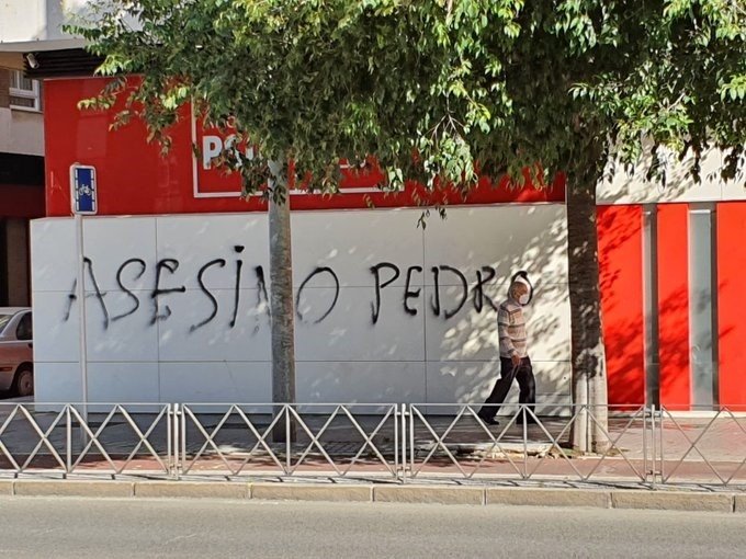 ep pintada en la sede del psoe ep pintada en la sede del psoe
