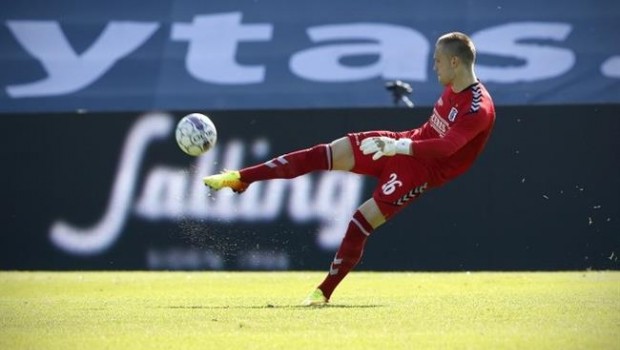 ep portero aleksandar jovanovic fichala sd huesca