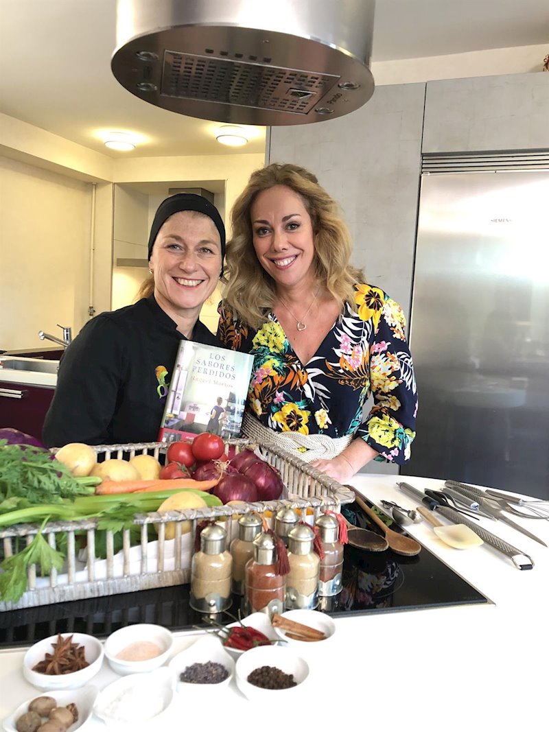 ep raquel martos presenta su nueva novela los sabores perdidos