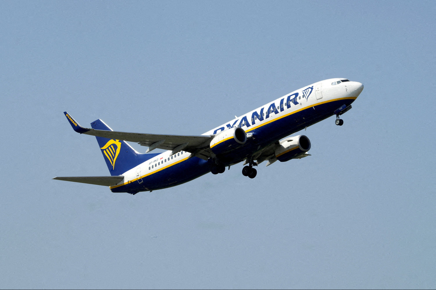 Ryanair cambia las alas de sus Boeing 737-800 para reducir las emisiones de carbono