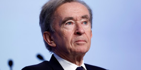 bernard arnault directeur general de lvmh lors d une reunion a paris 