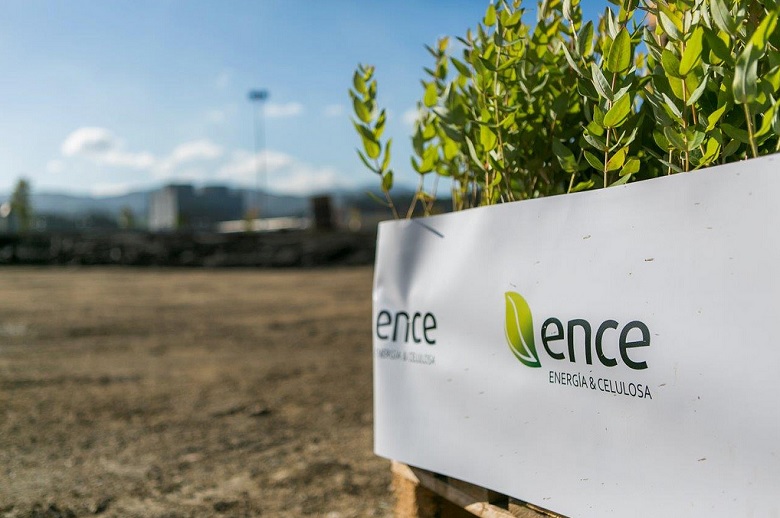 Nuevo lío para Ence: le acusan de quemar toneladas de aceite tóxico en Pontevedra