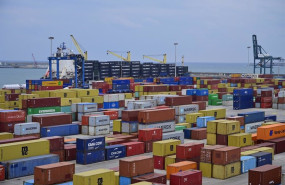 ep archivo   contenedores en el puerto de bilbao