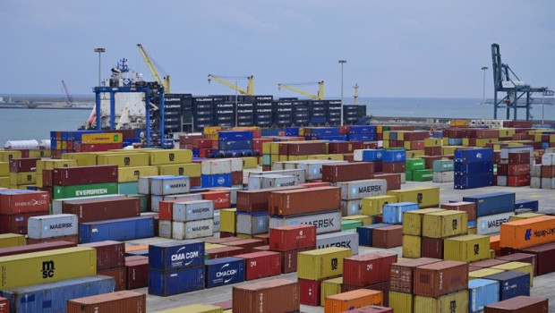 ep archivo   contenedores en el puerto de bilbao