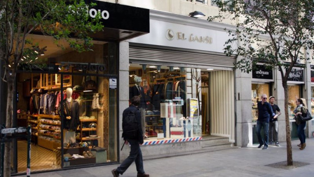 ep archivo   una calle comercial de madrid