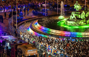 ep carrozas durante la manifestacion del orgullo lgtbi 2023