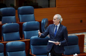 ep el consejero de sanidad enrique ruiz escudero durante su intervencion en el pleno de la asamblea