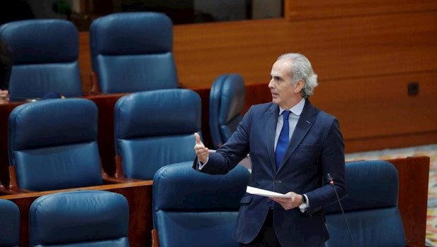 ep el consejero de sanidad enrique ruiz escudero durante su intervencion en el pleno de la asamblea