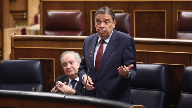 ep el ministro de agricultura pesca y alimentacion luis planas interviene durante una sesion de 20251210111204 ep el ministro de agricultura pesca y alimentacion luis planas interviene durante una sesion de 20251210111204