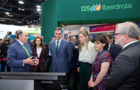 ep el presidente del gobierno pedro sanchez y la ministra sara aagesen visitan el stand de iberdrola
