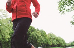 ep footing correr ejercicio fisico mujer corriendo
