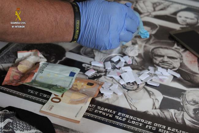 Intervención de Guardia Civil por venta de heroína y cocaína en Gerena (Sevilla) | GUARDIACIVIL ep intervencionguardia civilventaheroinacocainagerena sevilla