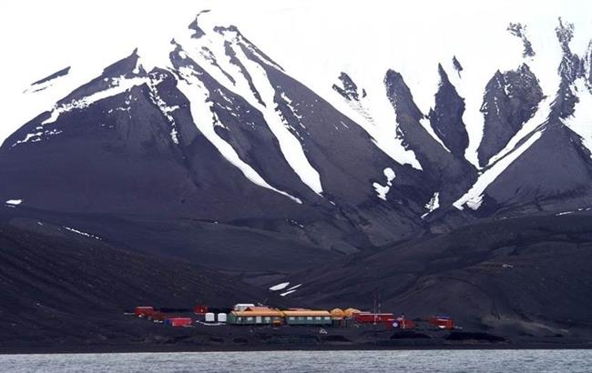 La Base Antártica Española Gabriel de Castilla, en isla Decepción | VALENTÍN CARRERA/CSIC ep la base antartica espanola gabrielcastilla en isla decepcion