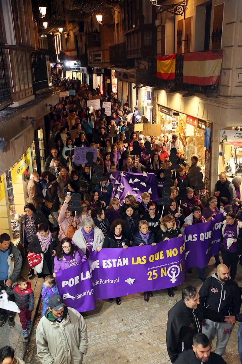 ep manifestacion por el 25n en toledo