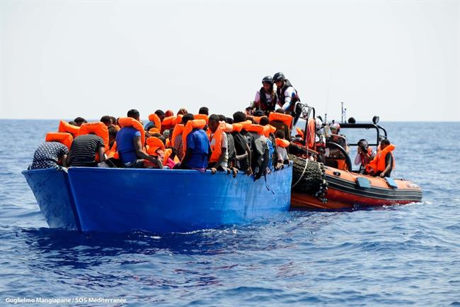 Nuevo rescate del 'Aquarius' | TWITTER MSF: GUGLIELMO MANGIAPANE/SOS MEDITERRANEE ep nuevo rescate del aquarius